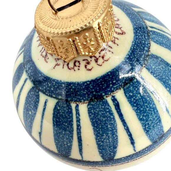 David Frazzetta Italian Hand-Painted Blue White Ceramic Christmas Ornament - Picture 6 of 9